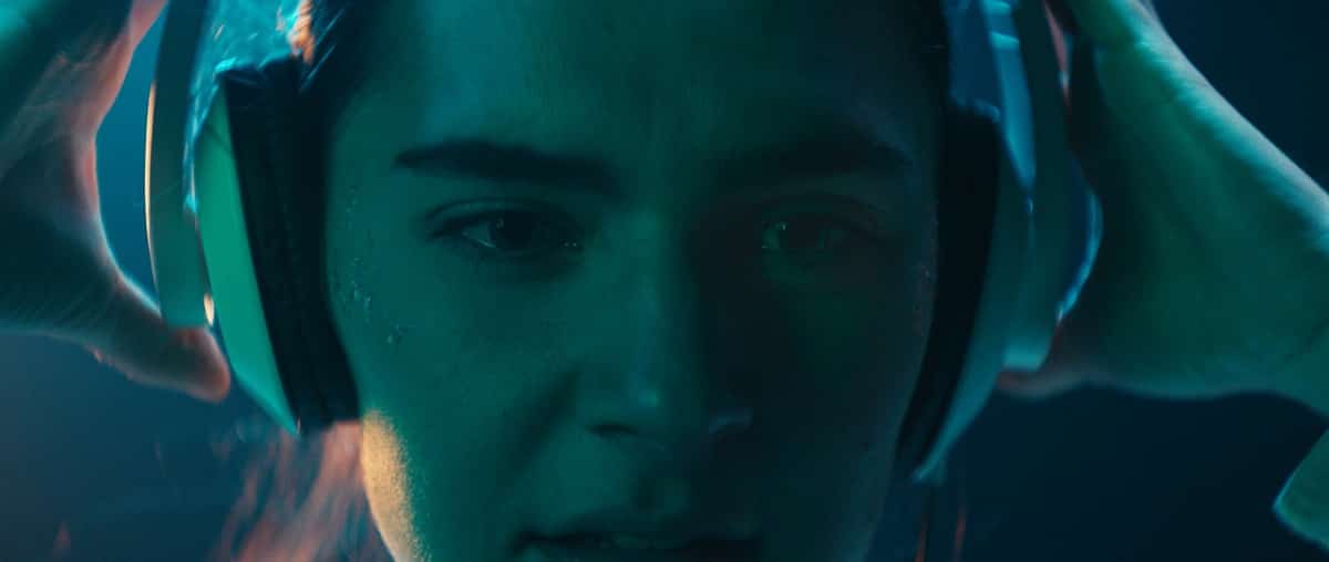 PAVO lens product shot 5